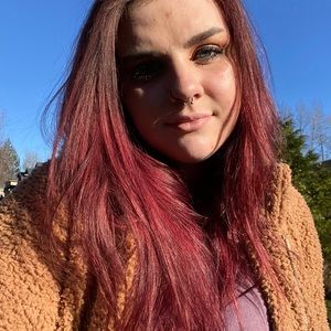 Meet your Posher, Jenna